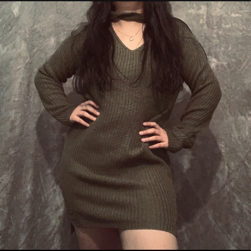 🌿olive green sweater dress